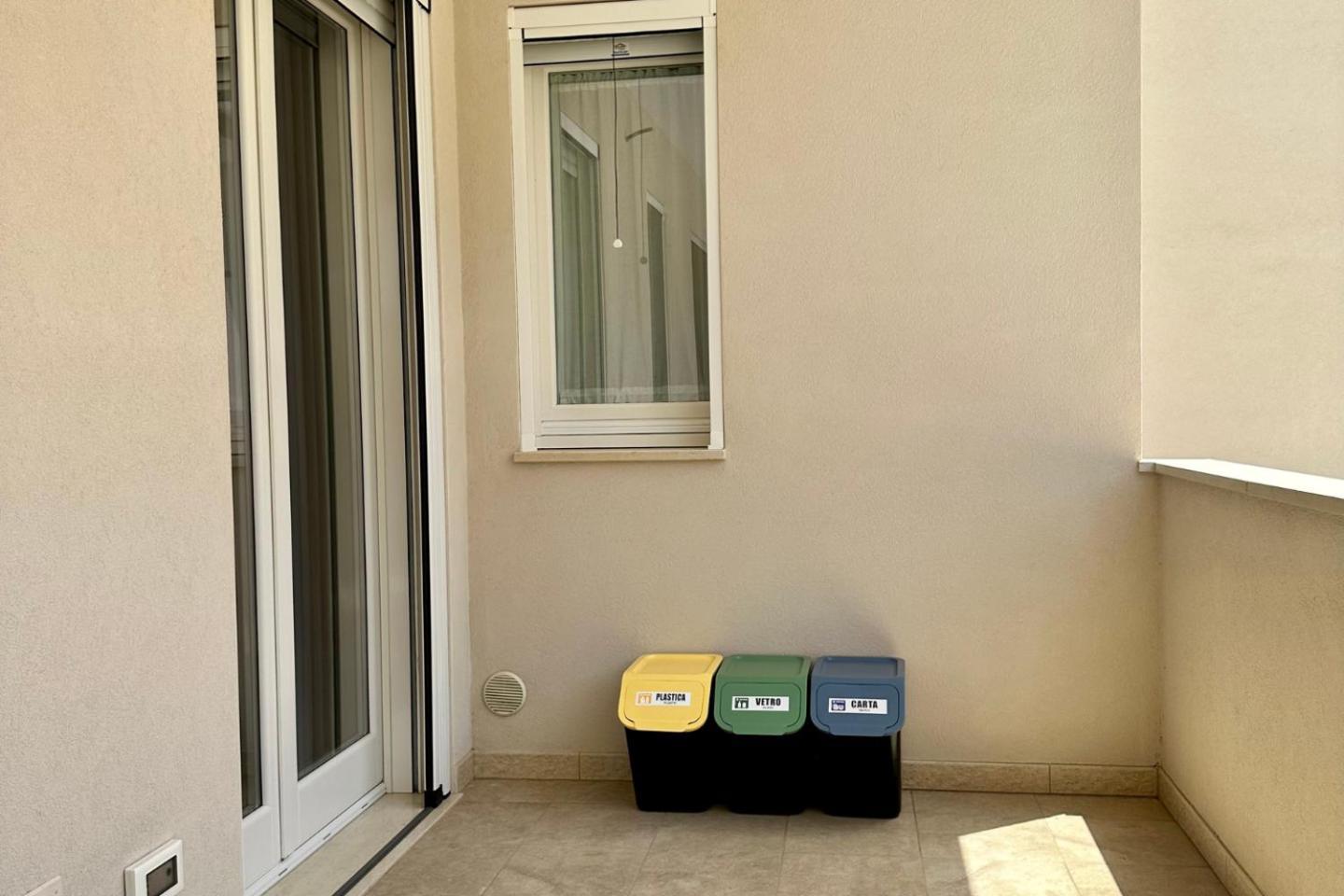 Belloluogohouse, Bilocale Luminoso Vicino Al Centro Storico Con Posto Auto Lecce Exterior foto